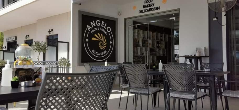 Angelo Hotel-Cafe Tolón Extérieur photo